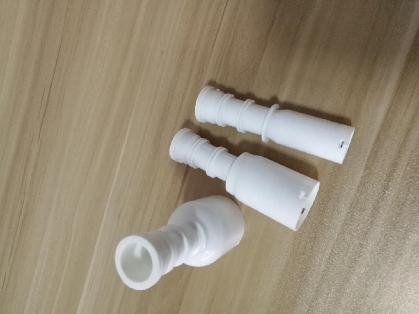 钉仓套注塑生产产品图片